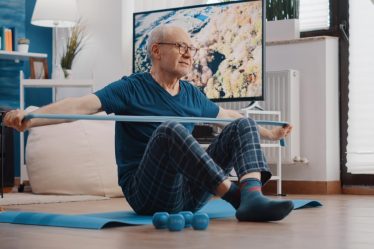 Esercizi con elastici braccia