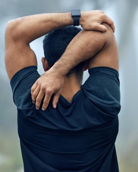 Esercizi di stretching per la schiena