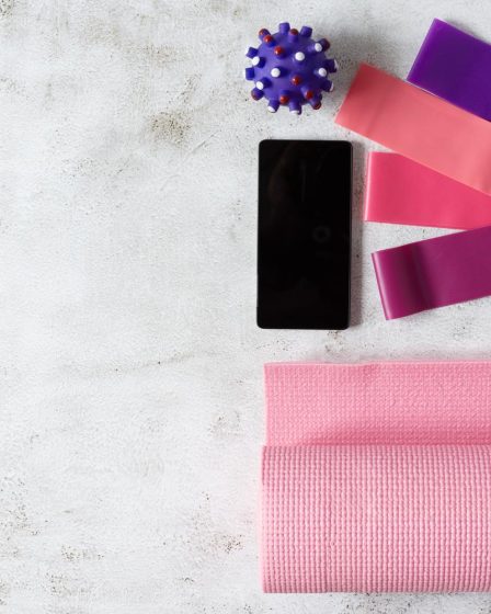 Esercizi pilates a casa