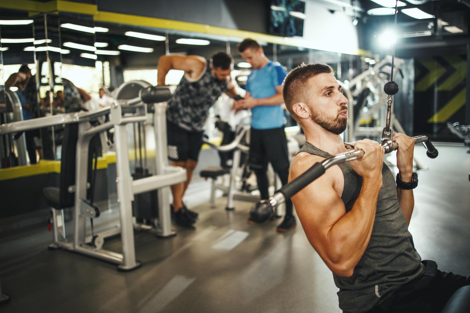 Lat machine presa supina